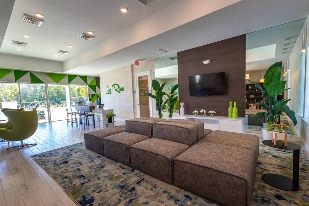 Beautiful Four Bedrooms Townhouse With Splash Pool At Le Reve Resort Киссимми Экстерьер фото